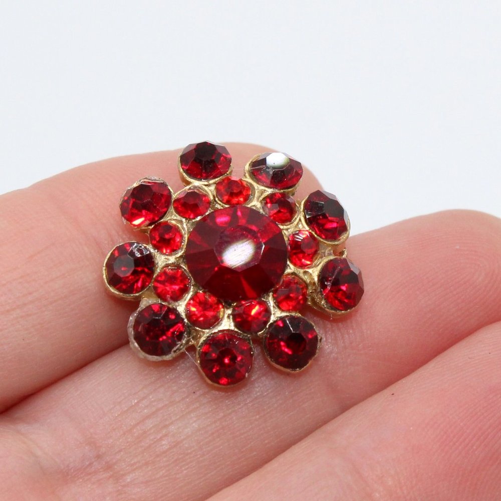 Vintage Sweet Red Sparkly Brooch